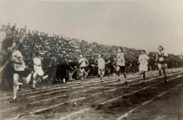 1950年，四野60多个战士押送土匪邓志明，谁知半路却让他逃走了，后来才知道他是