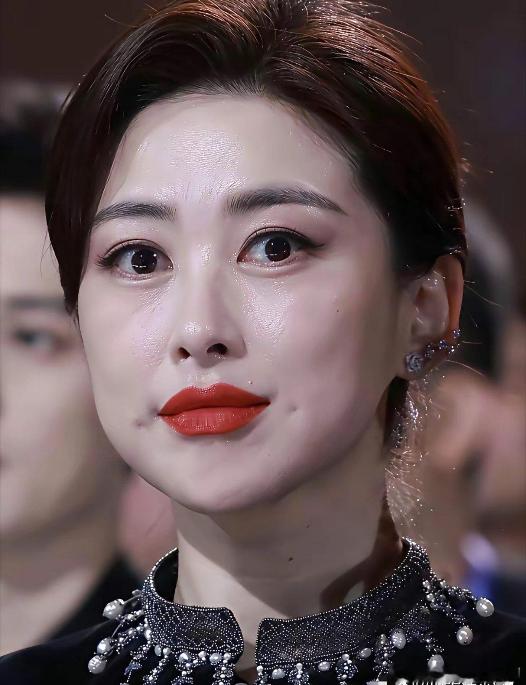 朱珠生图原来长这样，好漂亮