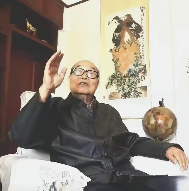 至今仍健在的开国将帅只剩一位，今年103岁高龄，身体依旧硬朗，你知道他是谁吗
 