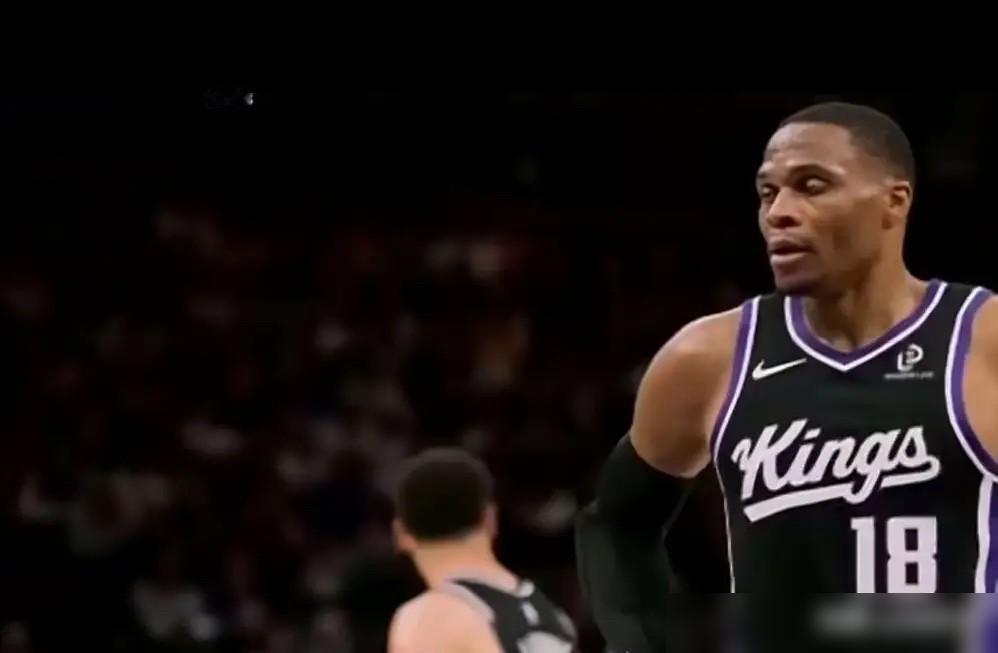 心疼威少三秒钟！威少真的带不动，今天国王队再次败给公牛队，威少可以昂首挺胸了吧？