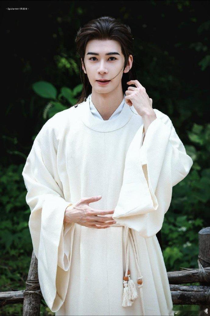 虞书欣陈星旭领衔主演爱奇艺古装剧《念相思》(别名:神仙肉)领衔主演：虞书欣  陈