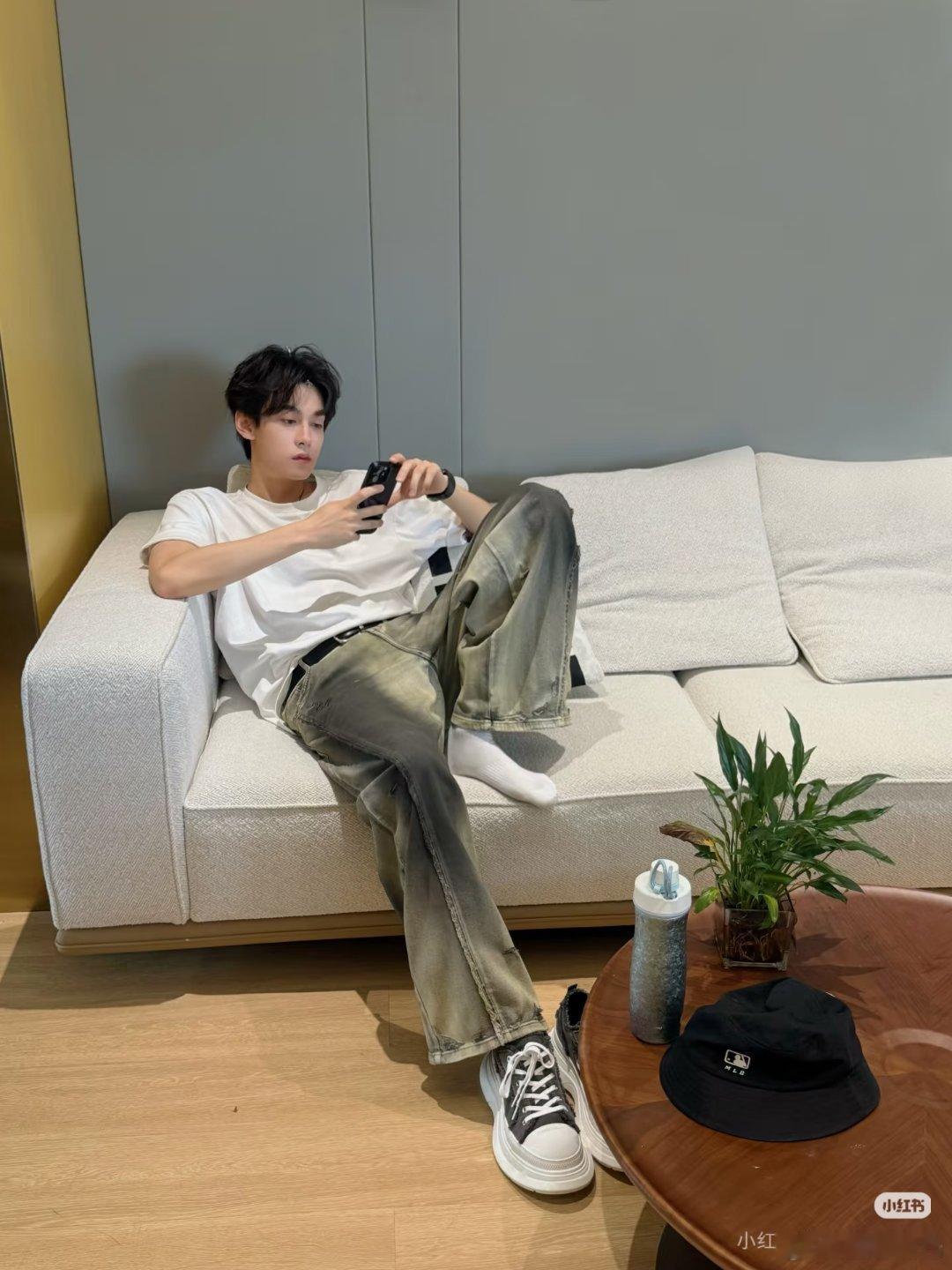 田栩宁 txn向全世界安利田栩宁 “让记忆起锚,在每个想念的地方靠岸𝙇𝙚𝙩