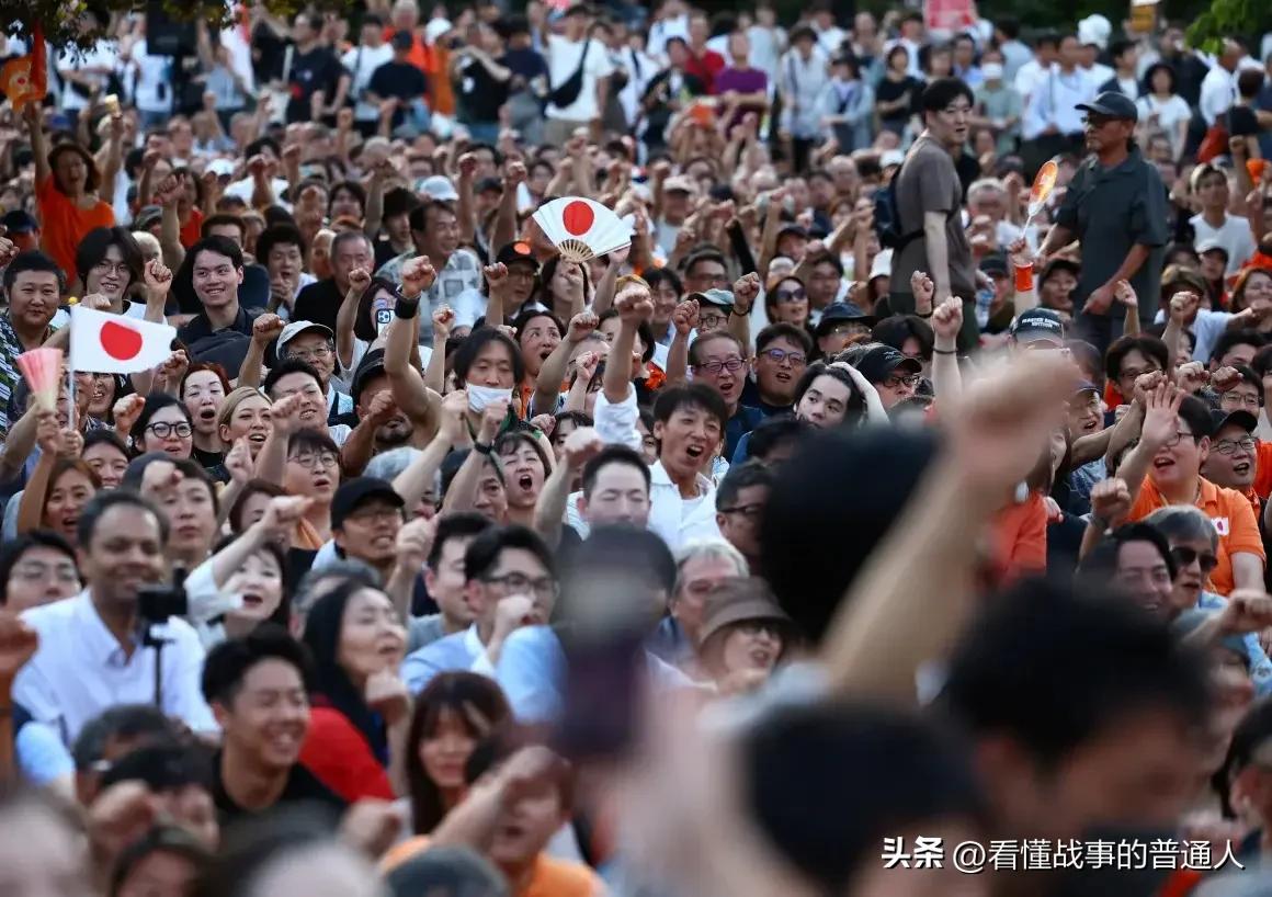 中方把话说到这个份上了：在日同胞，能回来的赶紧回来。这句话背后是啤酒瓶砸头、铁棍