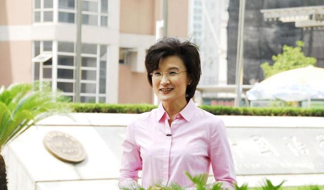 在浩浩荡荡的历史长河中，每个人都是那匆匆的一瞥，但总有些人留下了深刻的印记。董倩