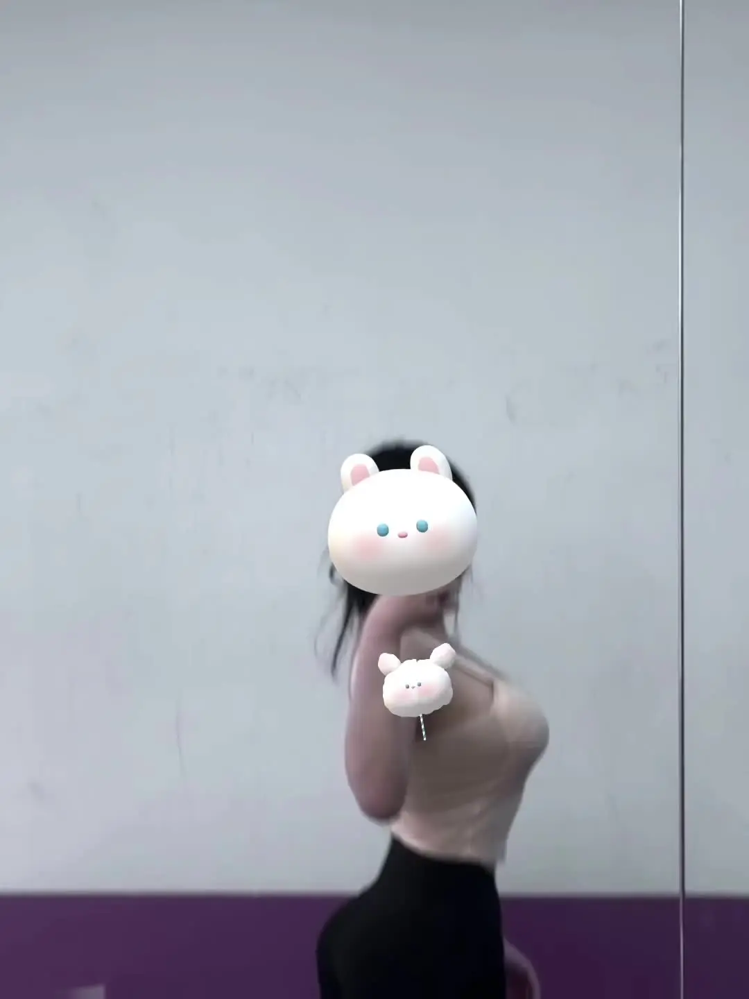 ok我承认我就是喜欢前凸后翘和腰臀比， 如果你喜欢白幼瘦，那我也是没招了🫡