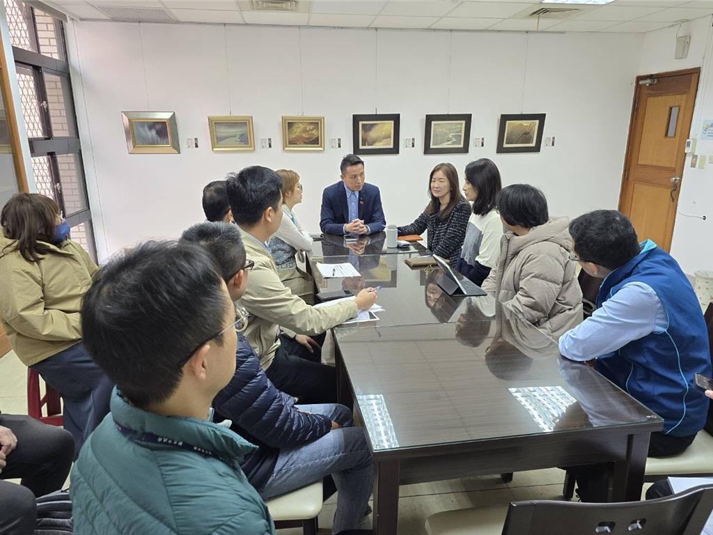 新北市议员陈伟杰在参与市府相关会议讨论后透露，新北市将携手齐柏林基金会，于淡江大