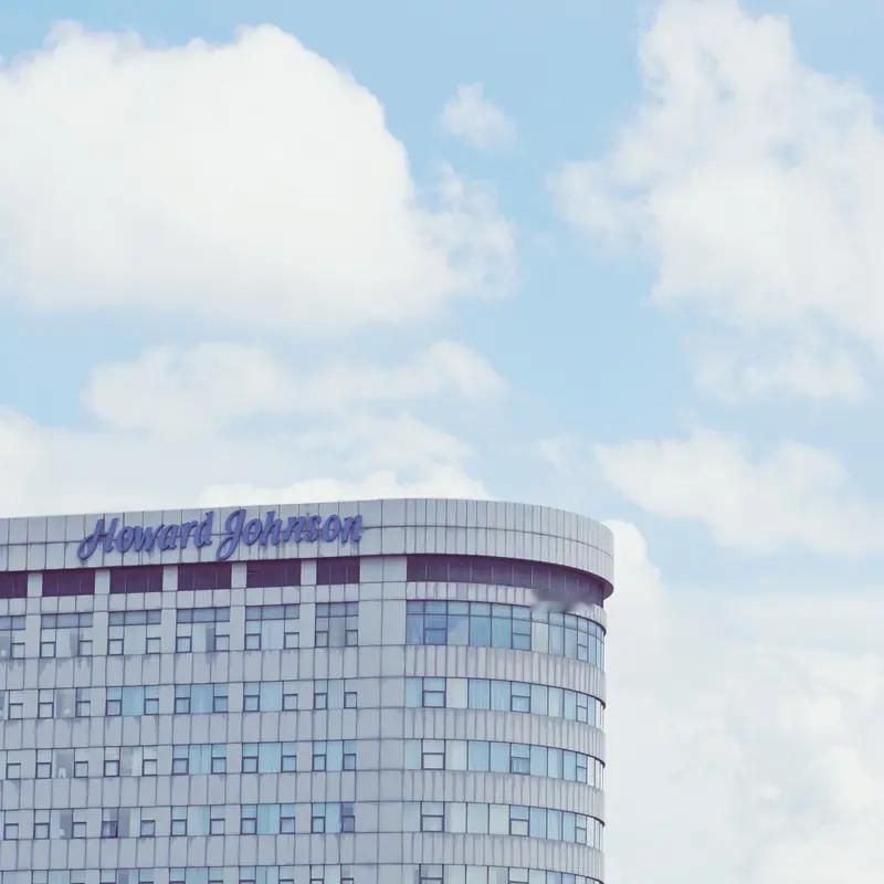 目前梯队最好的应该是创新药，
有业绩，
有政策催化。
趋势龙头美诺华有点航发的味