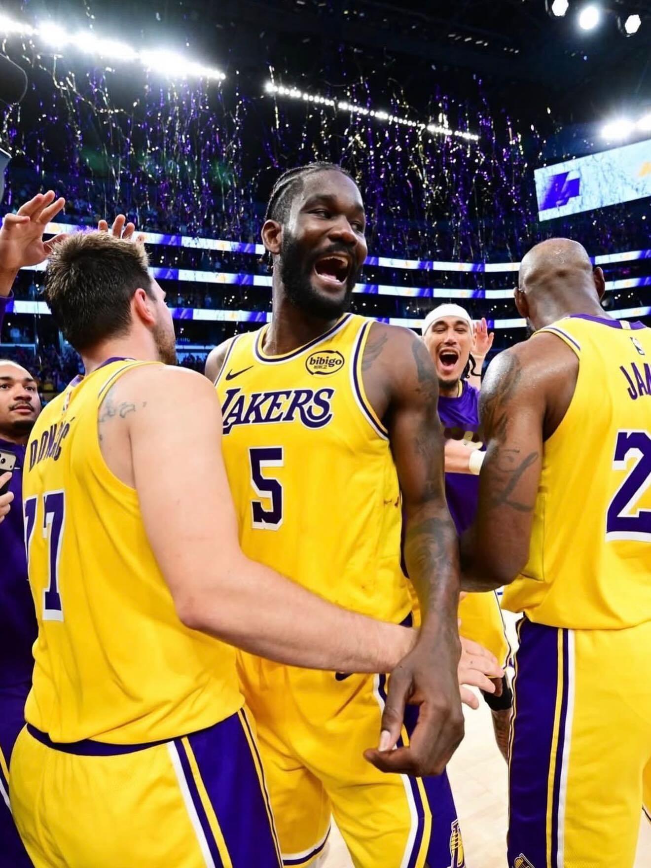 艾顿更新ins ：“致那些一直支持我的真朋友，我看到了你们，也由衷感谢你们。Jo