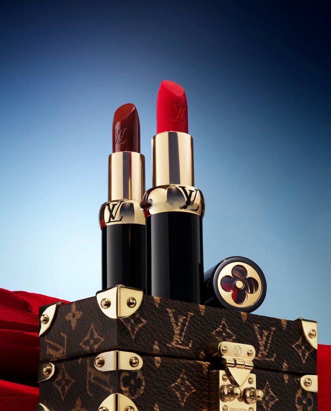 浆果盛宴｜树莓红唇 印刻时髦态度来自路易威登的浓烈色彩哲学，注入树莓红的欲望果实