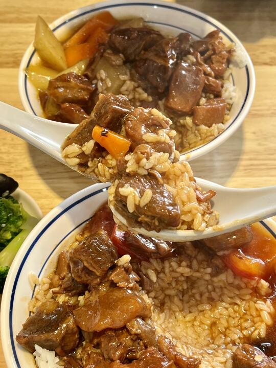 爱了！太好吃了！打工人福音大块牛肉饭！！