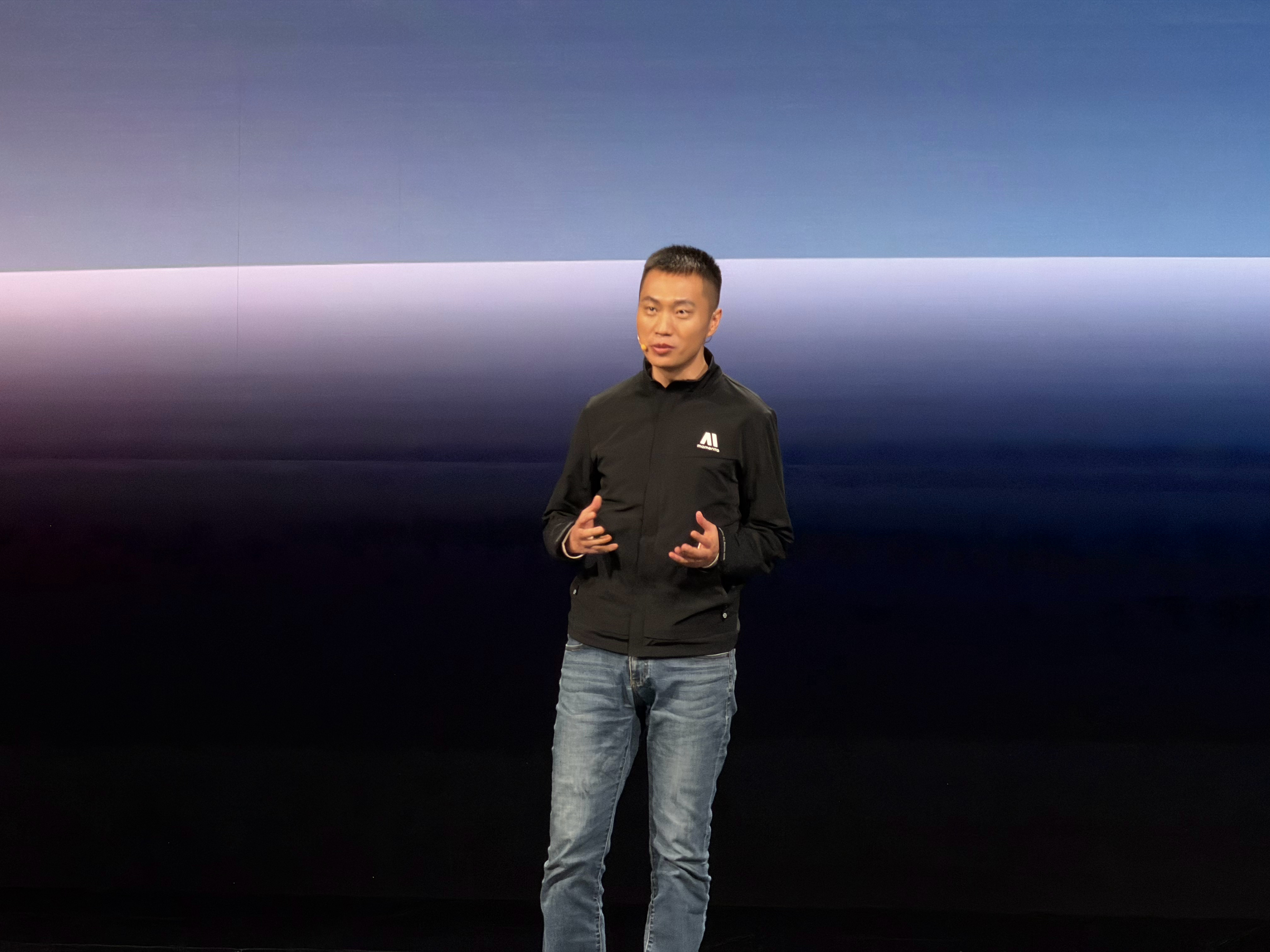 大众9X首发MomentaR7世界模型首发Momenta R7世界模型，这样一来