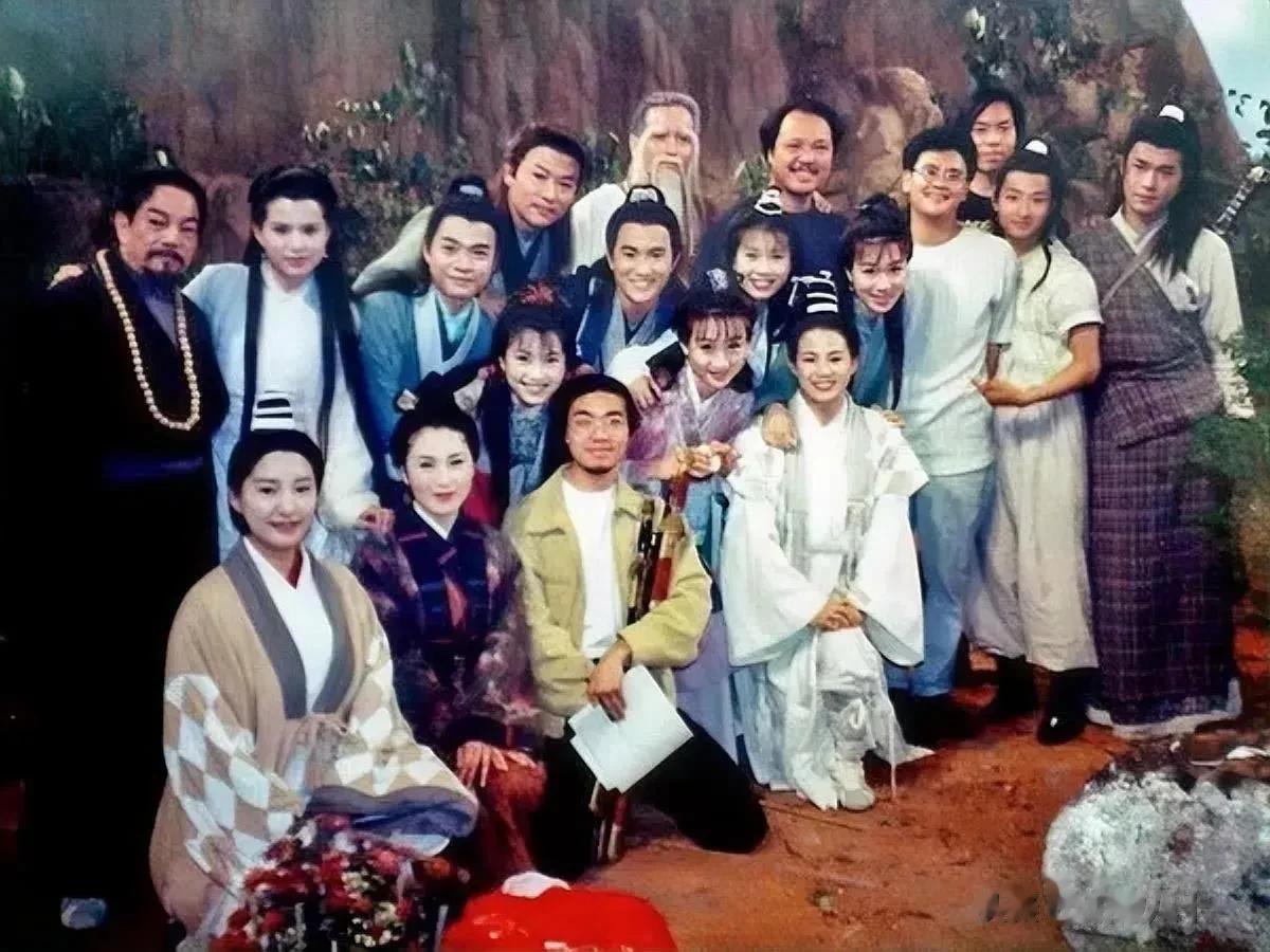 现在看来其实李莫愁比小龙女还要好看[笑哭]