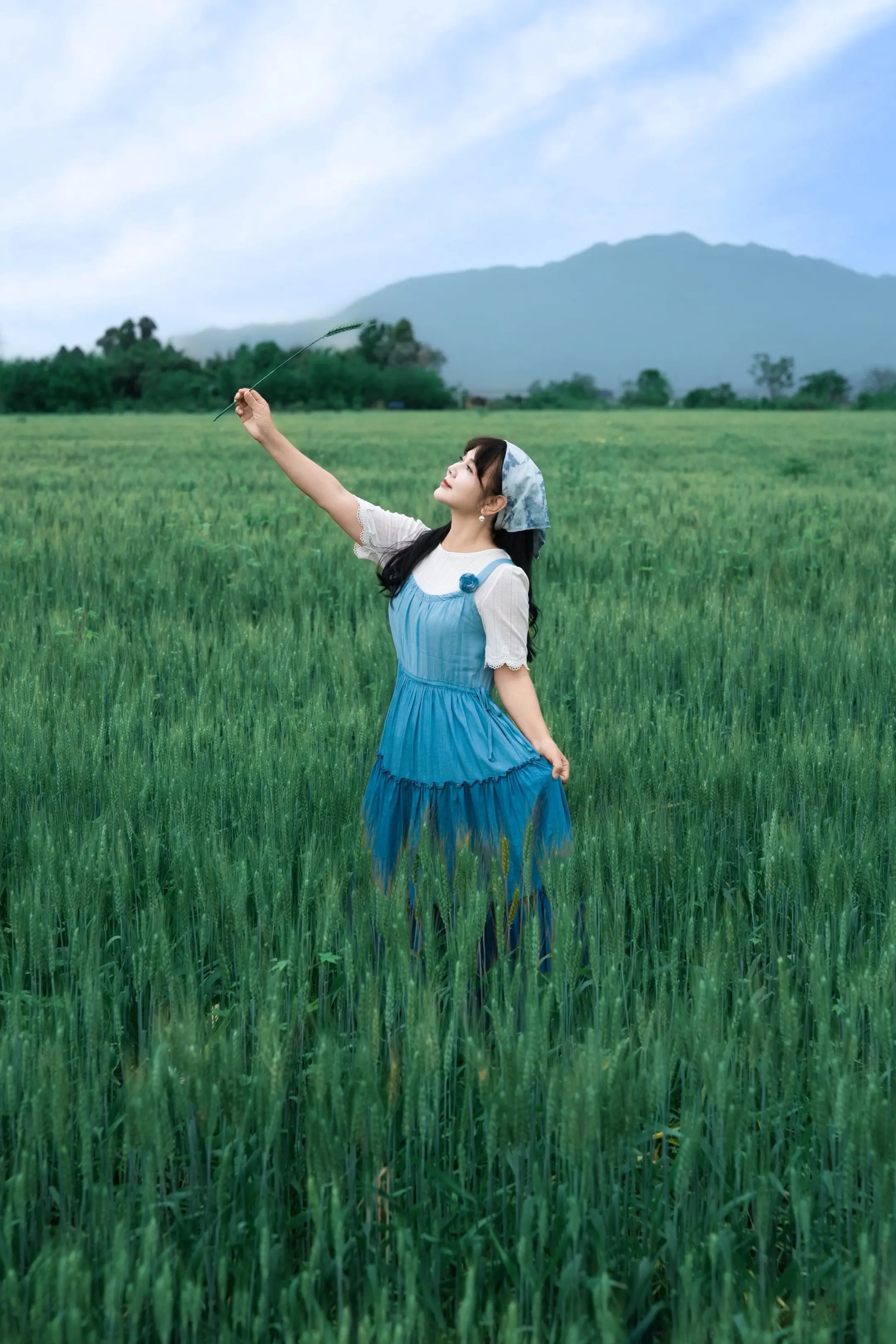 乡野间、麦田里，风和我都是自由的🌾🍃。