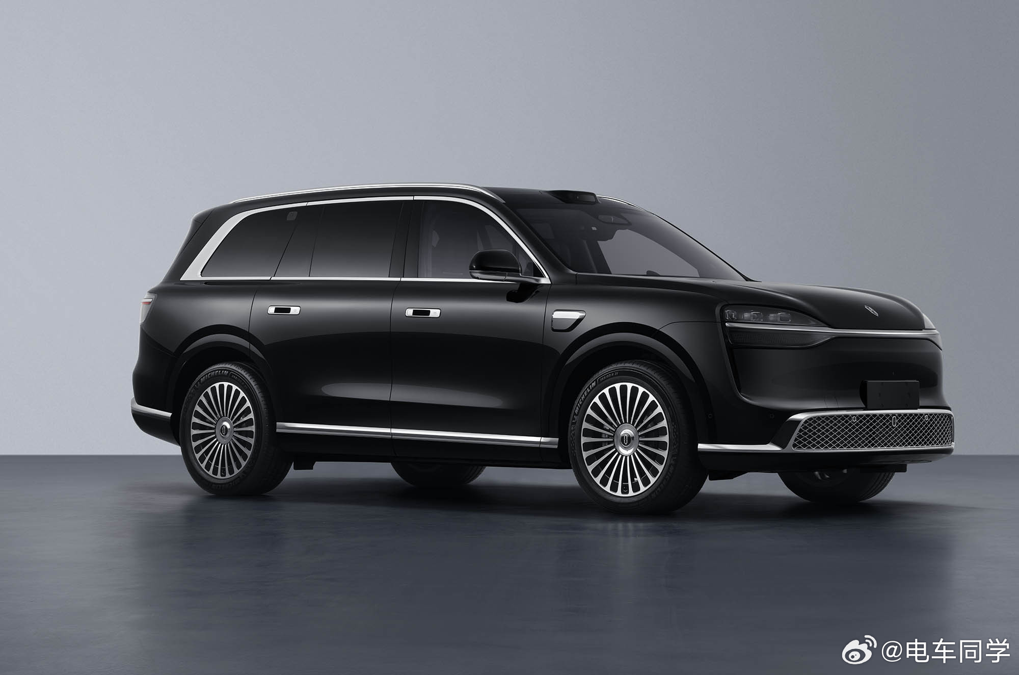 工信部申报 2026 款的问界M9 ，总结一下电池大了、动力和续航都变猛了，另外