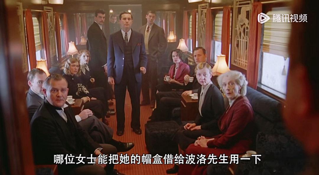 最后两季的《大侦探波洛》，有一种黄昏的暮色沧桑。他不断地在告别。第13季的倒数第