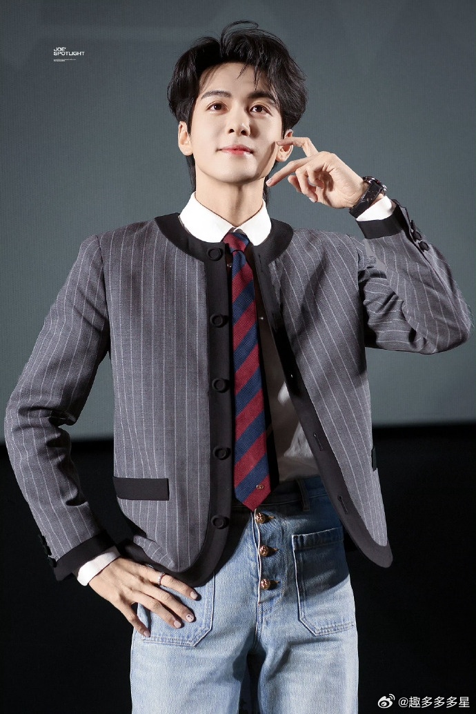 曾舜晞情商曾舜晞高情商发言曾舜晞情商 追剧团这段太圈好感，曾舜晞既照顾搭档又会接