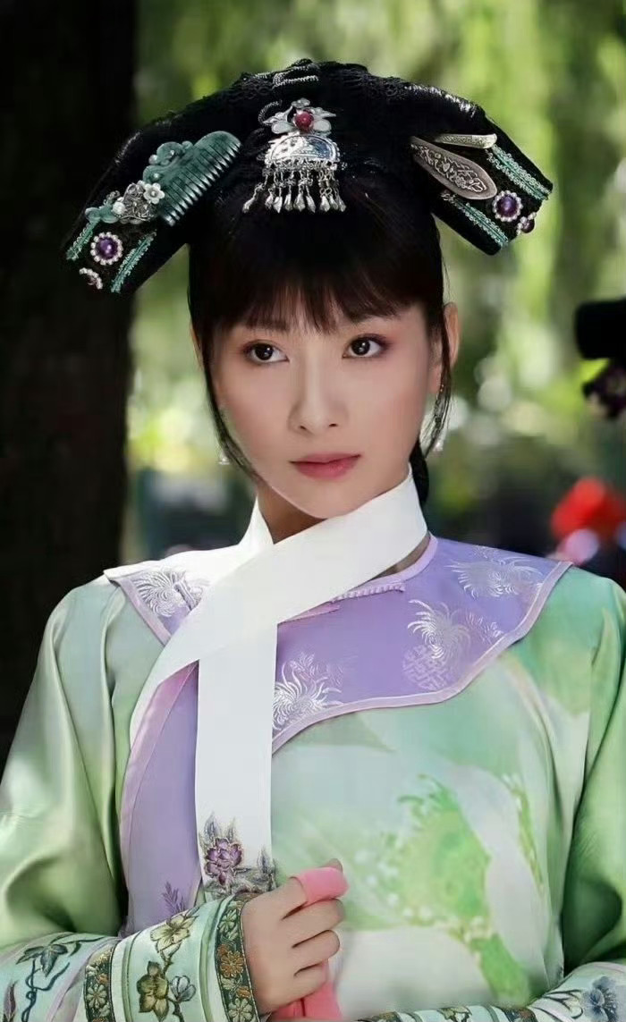 安祺拉CP锁死！初舞台见面即兴飙戏，网友：你俩这次能不能一起活？陶昕然唐艺昕坐在