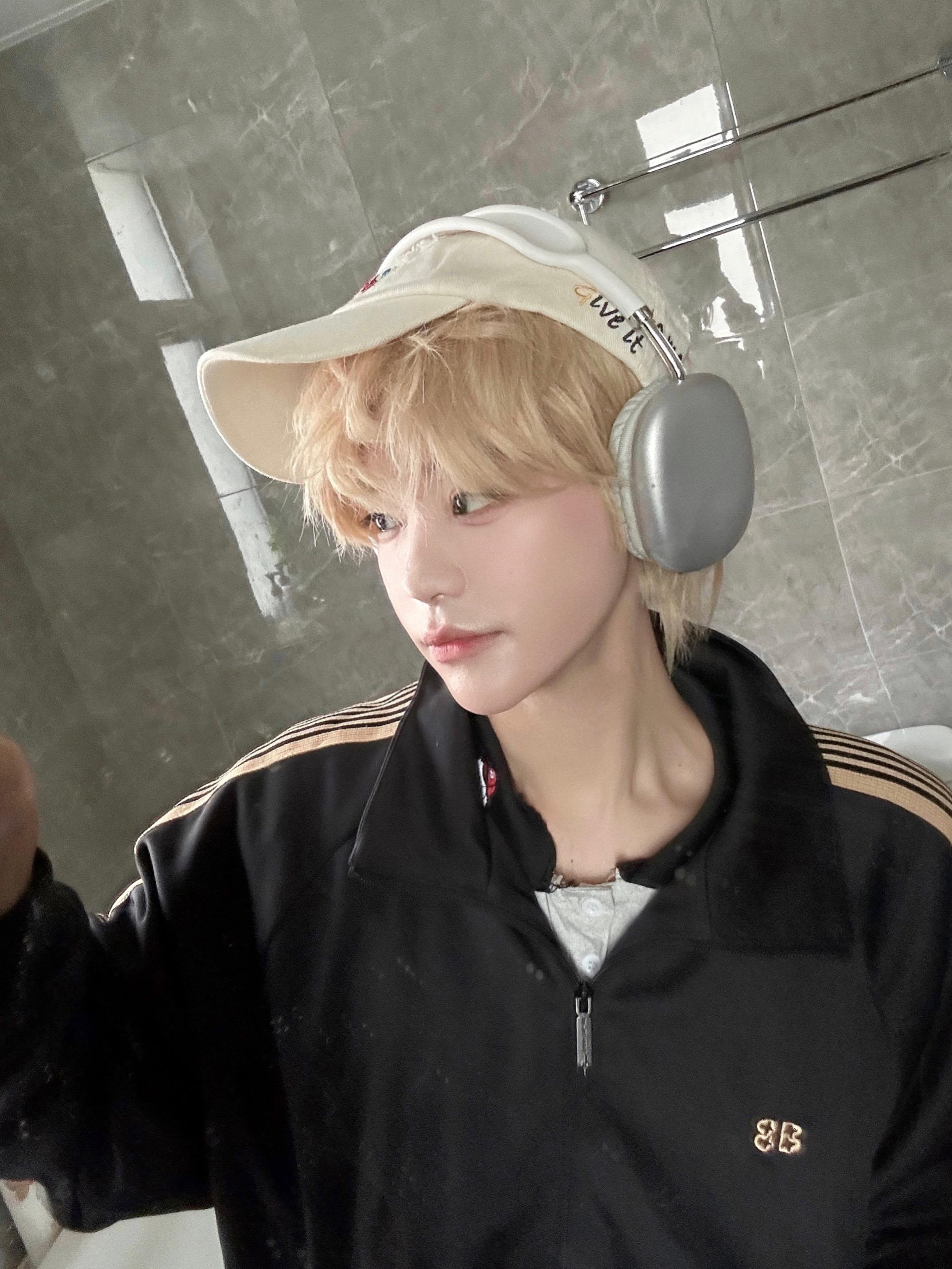 散步 听起来像短暂的私奔ovo.