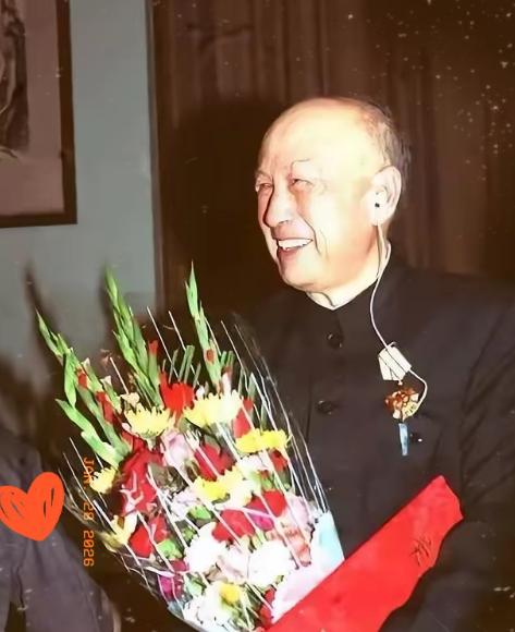 查钱学森的家谱，我背后吓出一身冷汗，他的33代祖先，竟是电视剧里白宇演的吴越王。