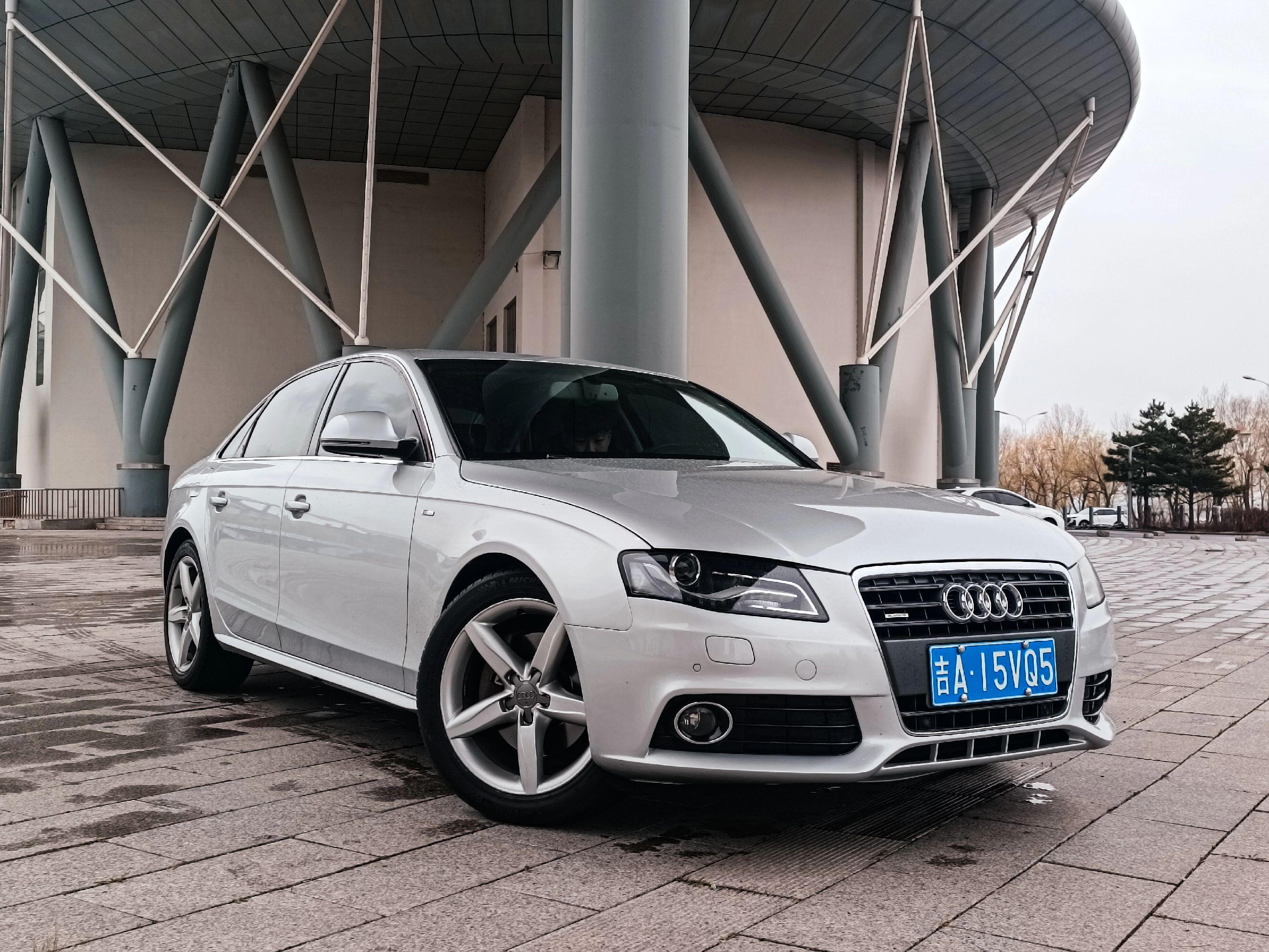 经典老车 A4L 3.2L旗舰版。最新到货 拖森四驱 精品A4L 稀有产物