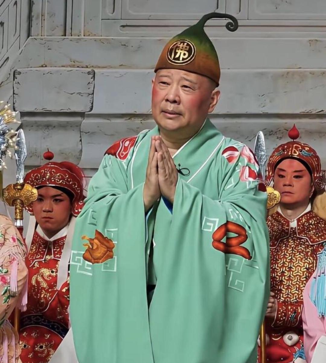 得知郭德纲老师老师被立案调查，我还是蛮吃惊的。感觉事情很突然，按理说作为深耕曲艺