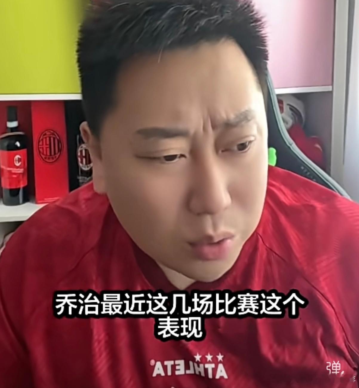 虽然老师给了他一个凉屁股，但是蠢货们的流量那是实实在在的，忍了，继续递上自己的热