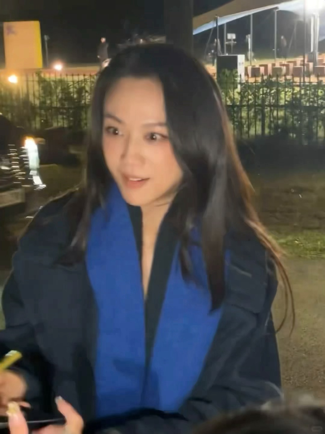 汤唯在我的麦当劳纸袋上签名 不是…汤唯在麦当劳纸袋上签名这种小事发pyq就好了[