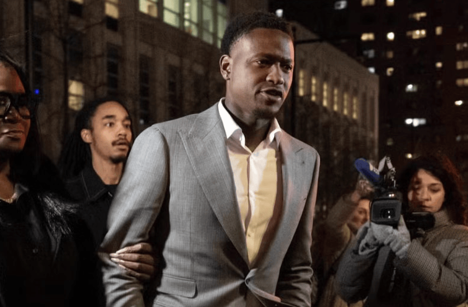 TA：罗齐尔曾发短信称将提前退赛，联盟未作停赛处理