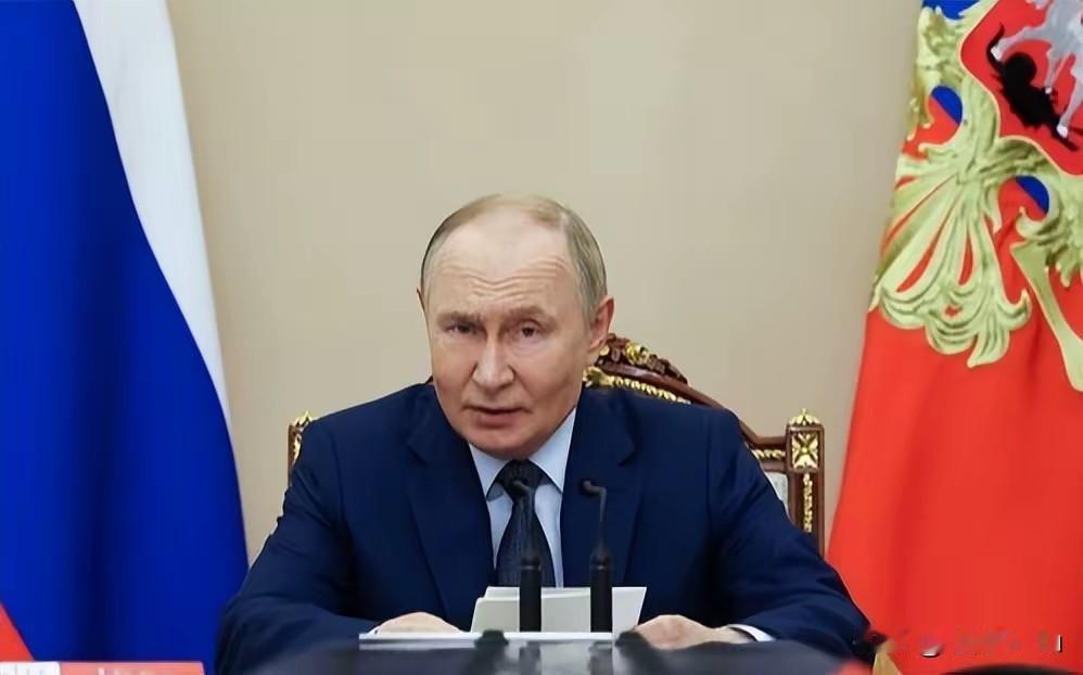 1. 普京不慌中美贸易战 因看透美国折腾给中俄合作腾空间：普京不慌中美贸易战，因