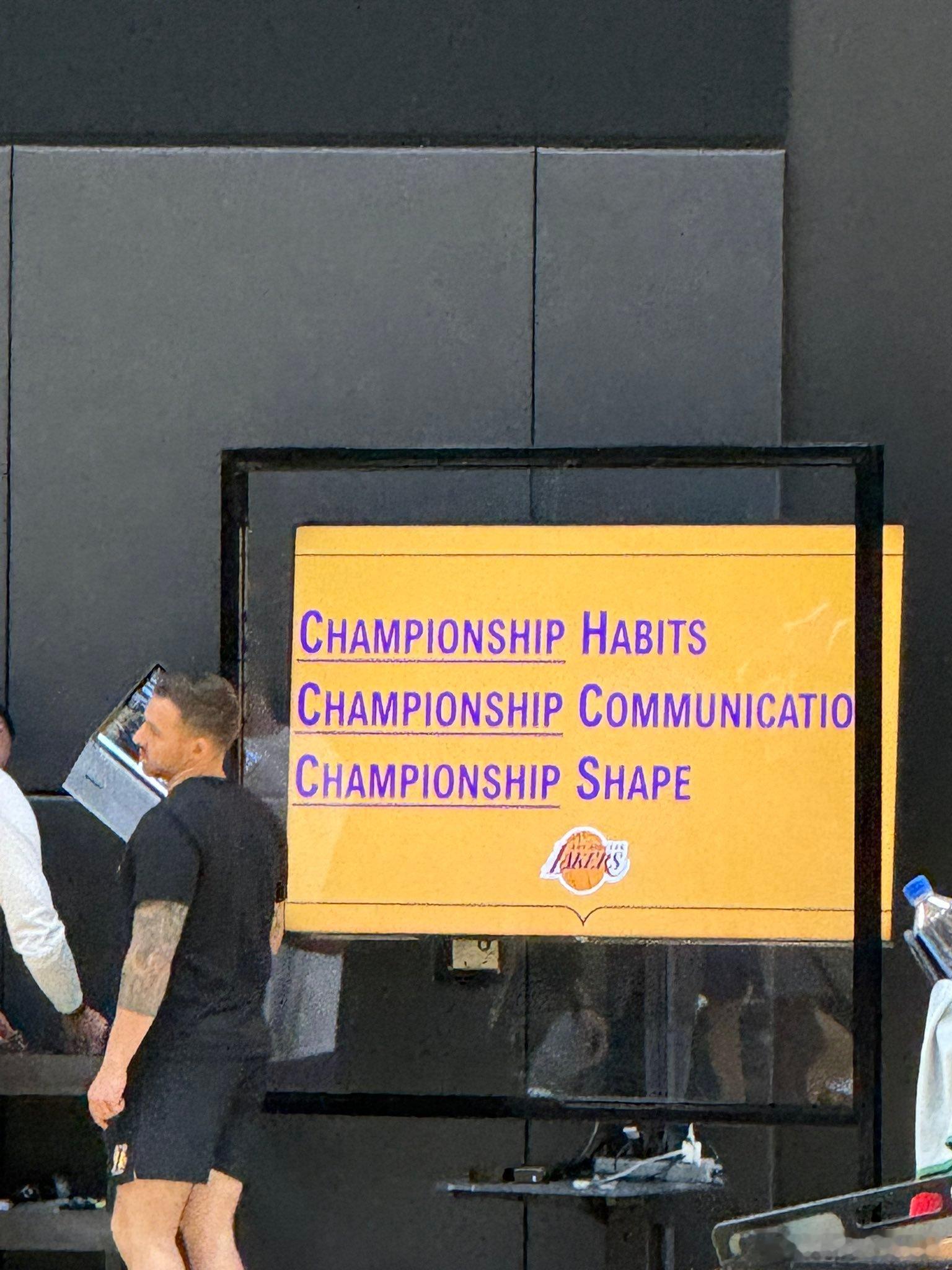 湖人训练营 short personnel insights1.雷迪克制定缜密计