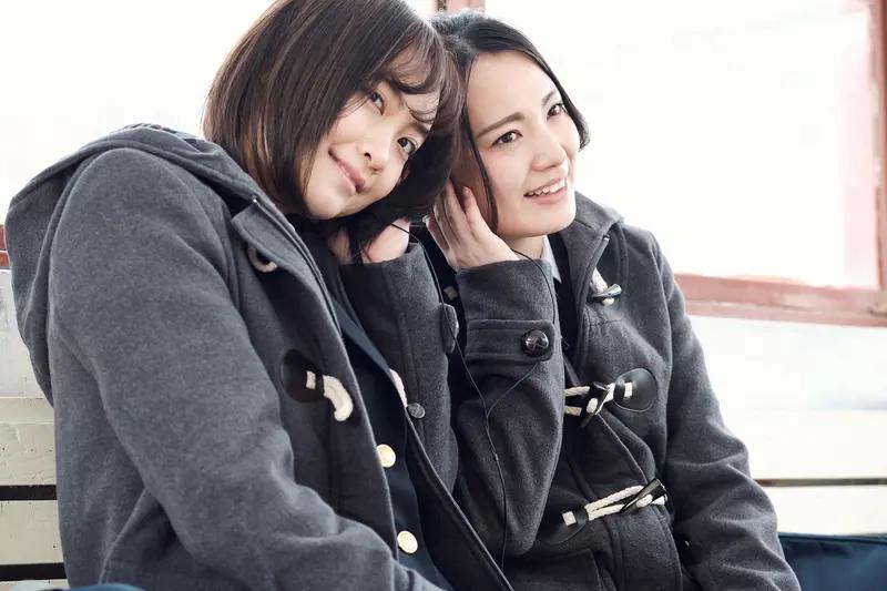 与人交往，我定然更看重人品。金钱这东西，的确能在一时带来便利与体面，可它犹如天上