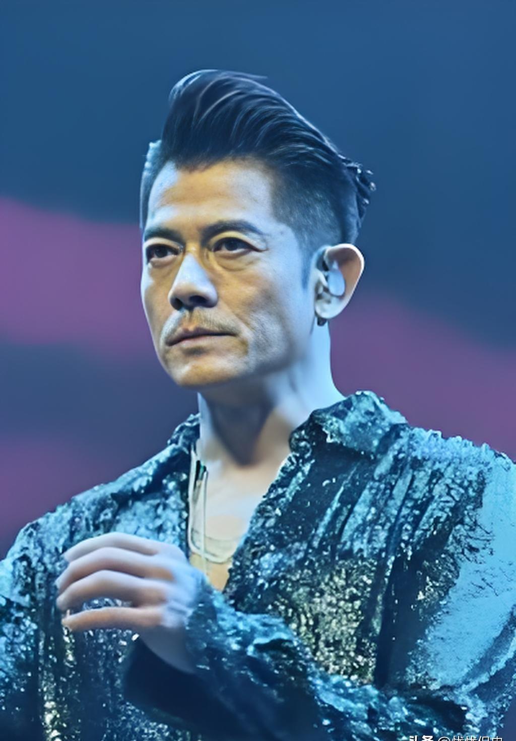 60岁还在广州连跳三小时，郭富城这是要把“舞王”焊死在身上？
更狠的是，他在台