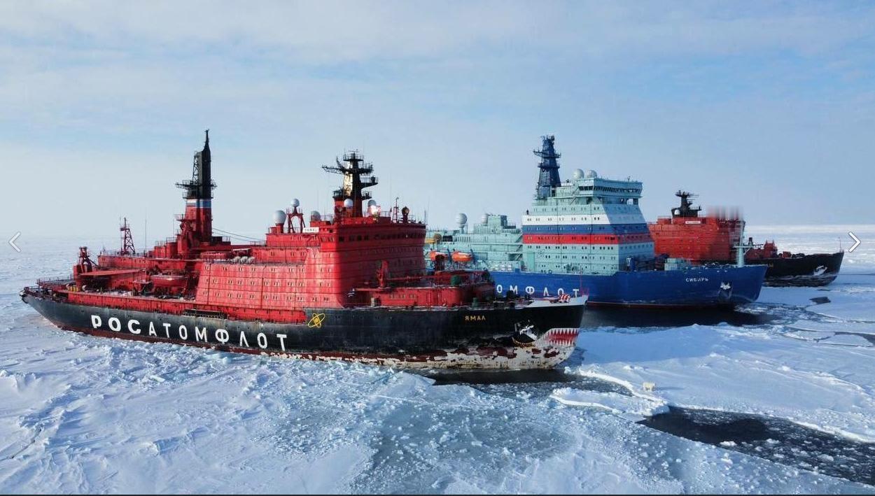 霸气！历史首次，俄八艘破冰船涌入北海航线

俄罗斯国家原子能公司首席执行官阿列克