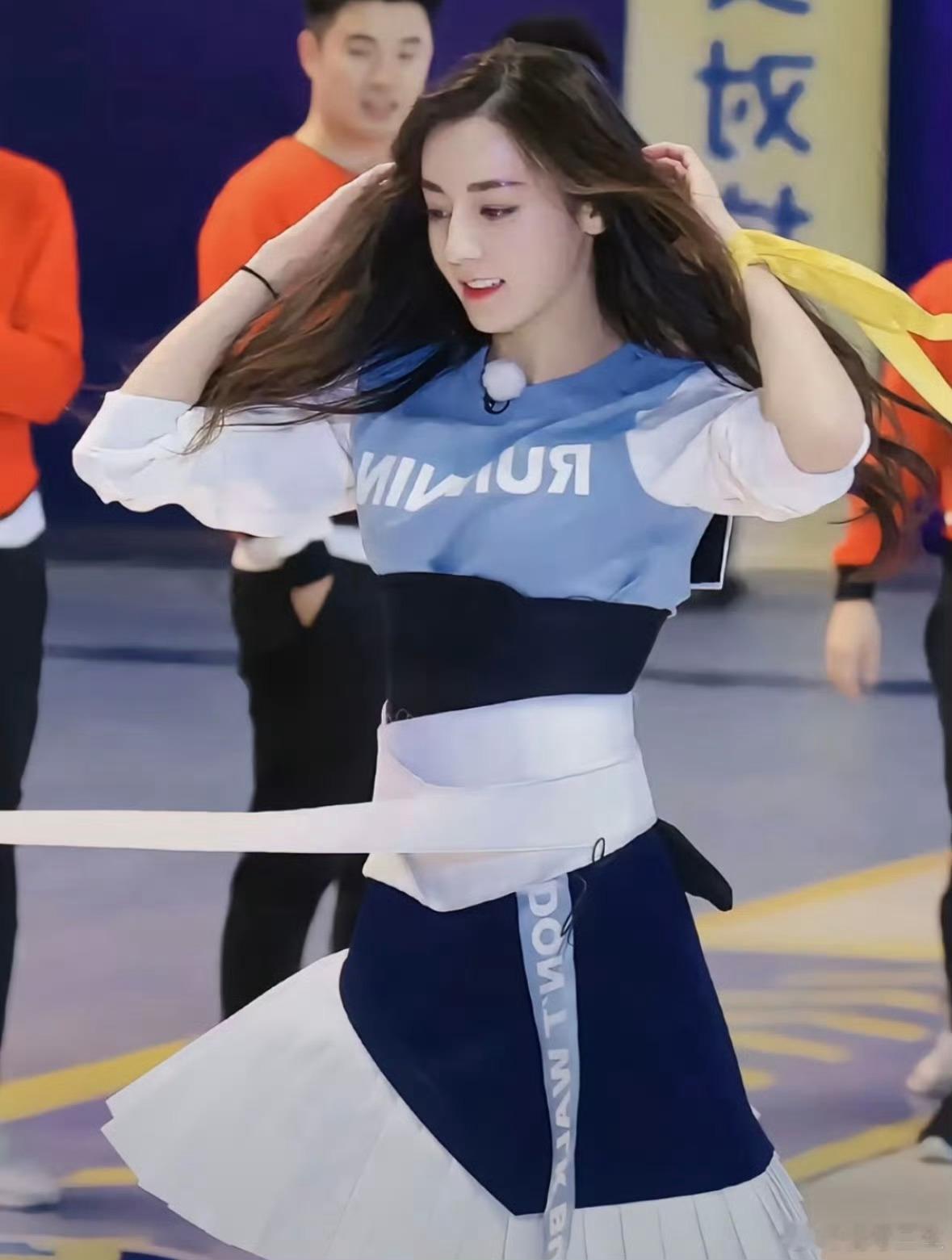 迪丽热巴跑男只录了12天 其实还希望她多来几季的 没架子又能玩到一起去 