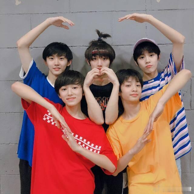 考古台风少年团时期 