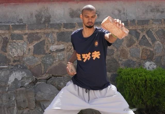 未来NBA总决赛，文班亚马将穿着少林衣服王者登场！

文班亚马晋级NBA总决赛，