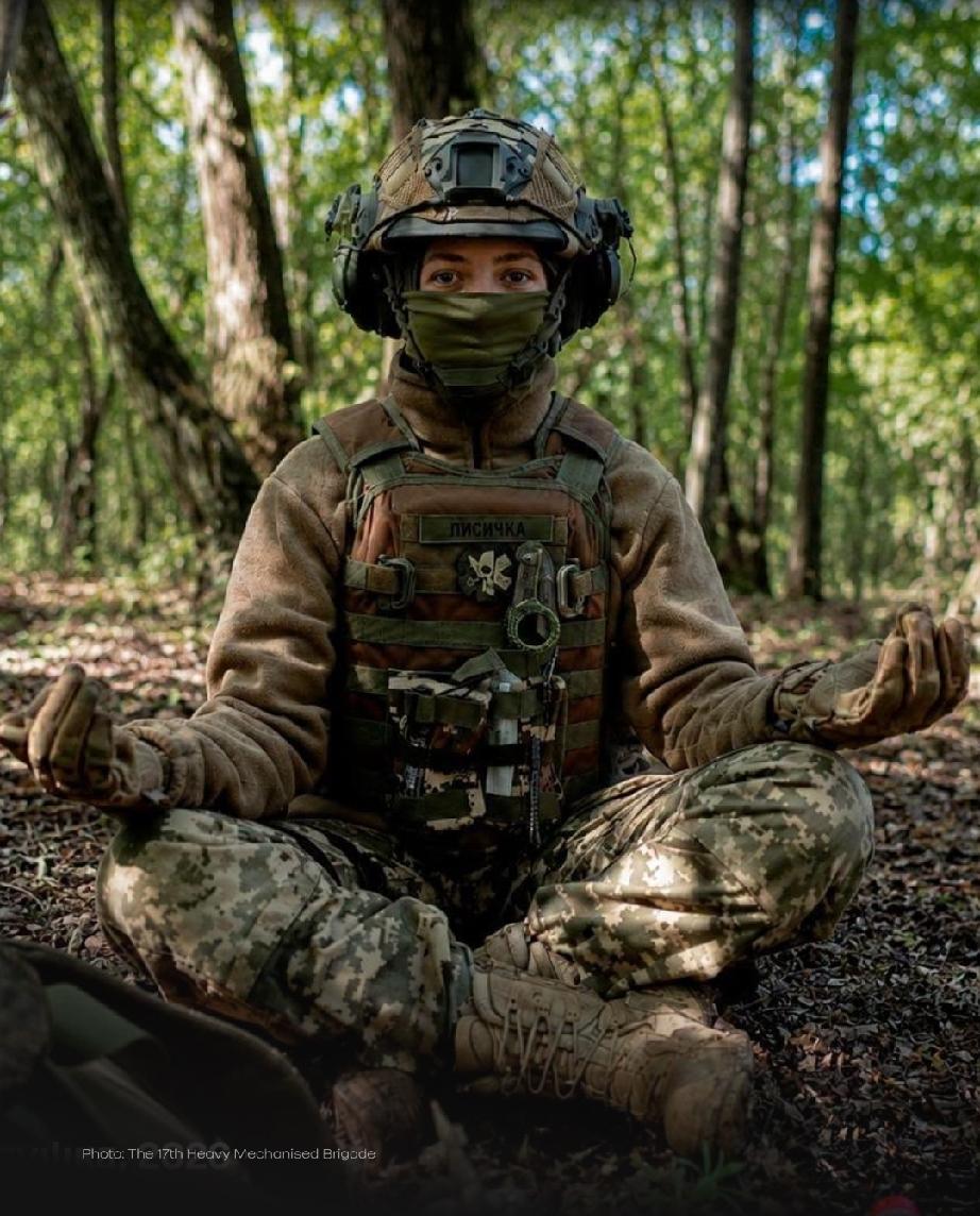 乌克兰并不是所有的事情都是正能量，某些人为逃避兵役而办假证，进而行贿受贿：
基辅