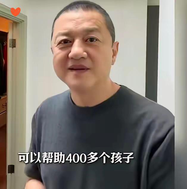 李亚鹏这次因为公益上热搜，我看完才明白为啥大家现在对他的好感度越来越高。
   