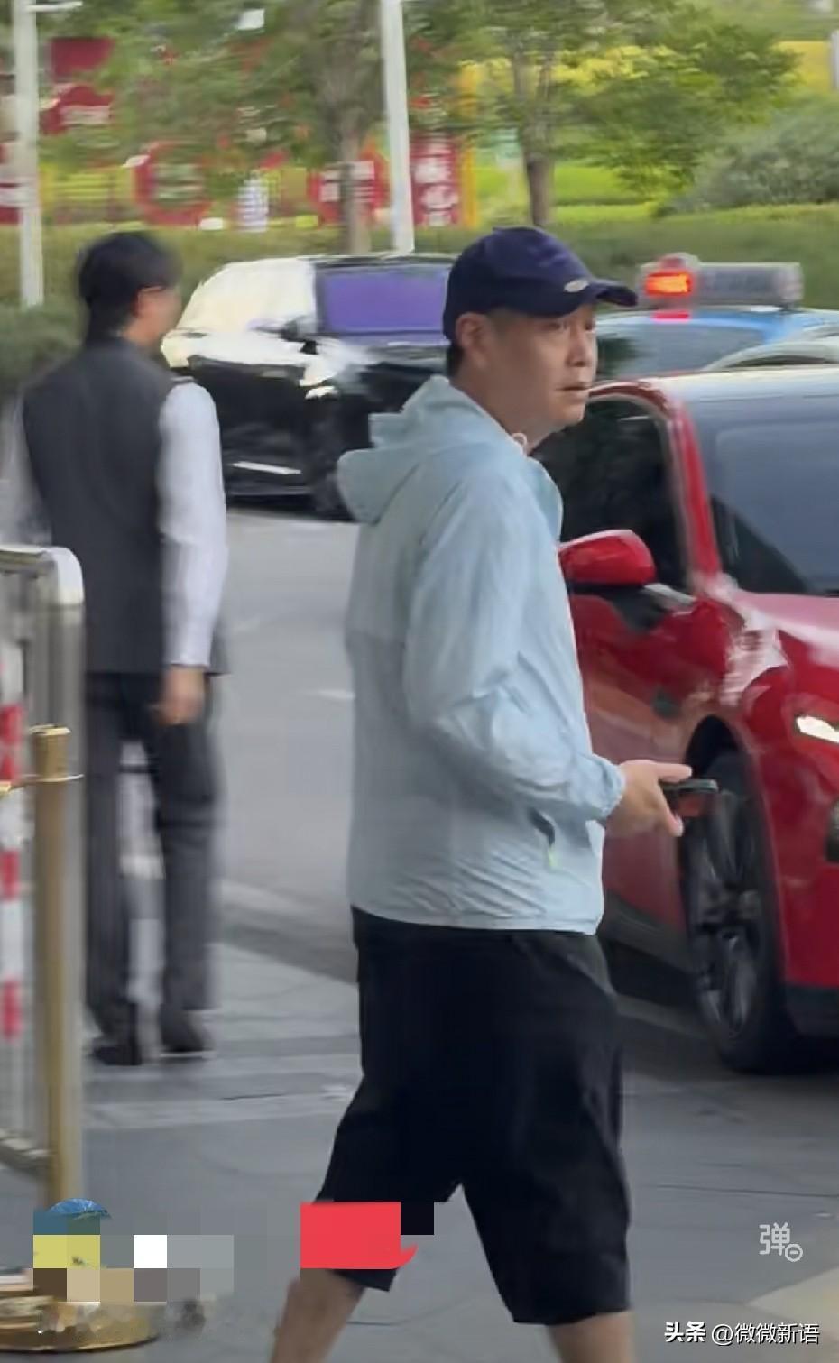 没想到邱导已经到长沙了。
前天还以为邱导从北京回成都看小豌豆了呢，今天就看到有博