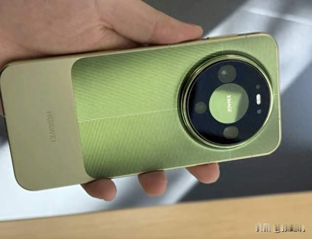 续航炸裂、影像开挂，Mate90用了一周，我真心推荐这三类人买