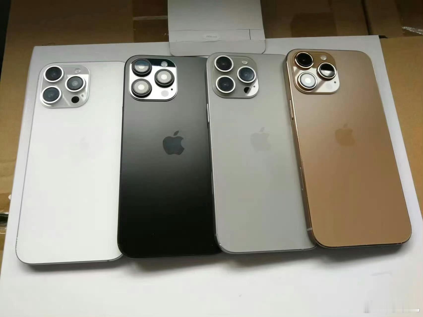 #iPhone16Pro四款配色# 钛白、钛黑、钛金、钛灰，加上标准版配色，这家