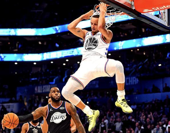 暖心，勇士本赛季已经完成152次扣篮，共筹得38万爱心基金。

据勇士官方统计，