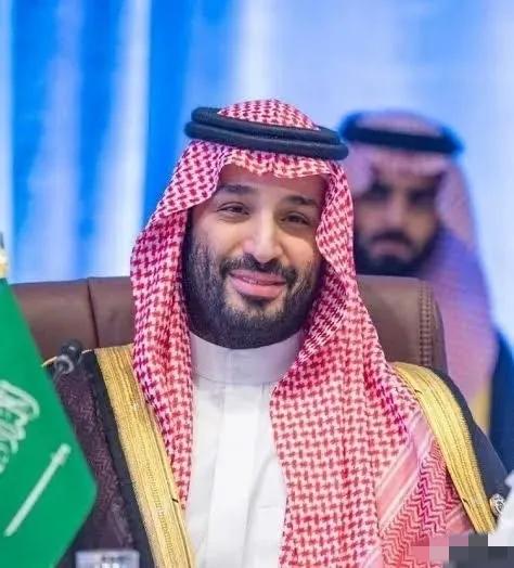 纽约时报今天报道：沙特王储穆罕默德·本·萨勒曼在此次冲突中一直敦促特朗普“持续狠