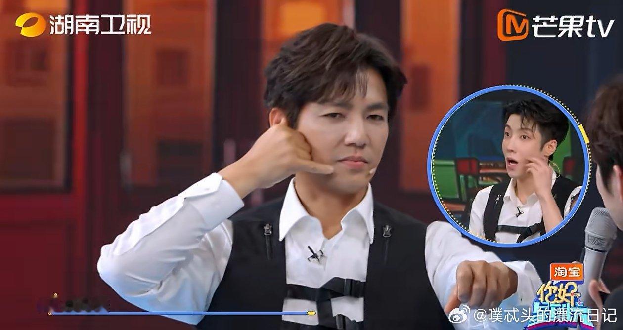 钟汉良的权威不必多说 游戏环节表演经典角色，他张嘴就来“我在楼下等赵默笙”，一句