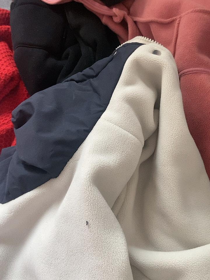 今天冷得我赶紧把最厚的衣服翻出来了。最近这天气真是让人捉摸不透，1 月 18 号