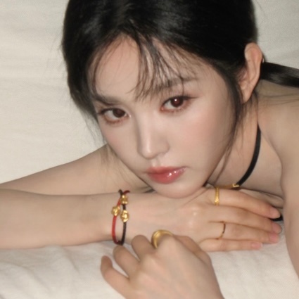 田曦薇🥵 