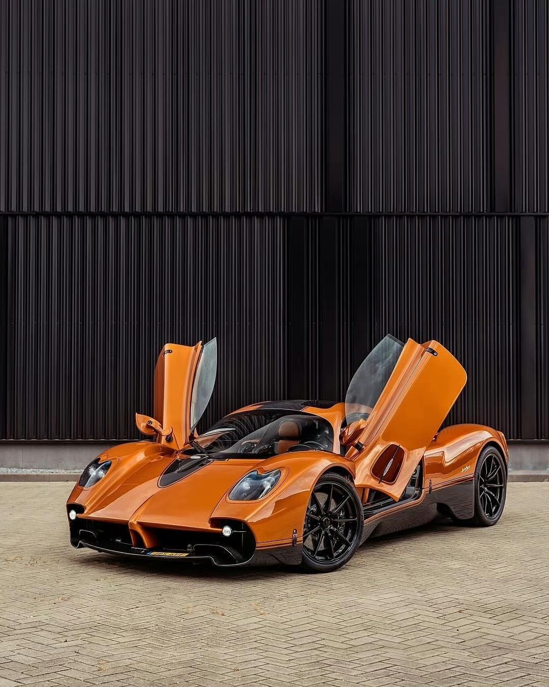 铜色Rame Cobre Pagani Utopia
