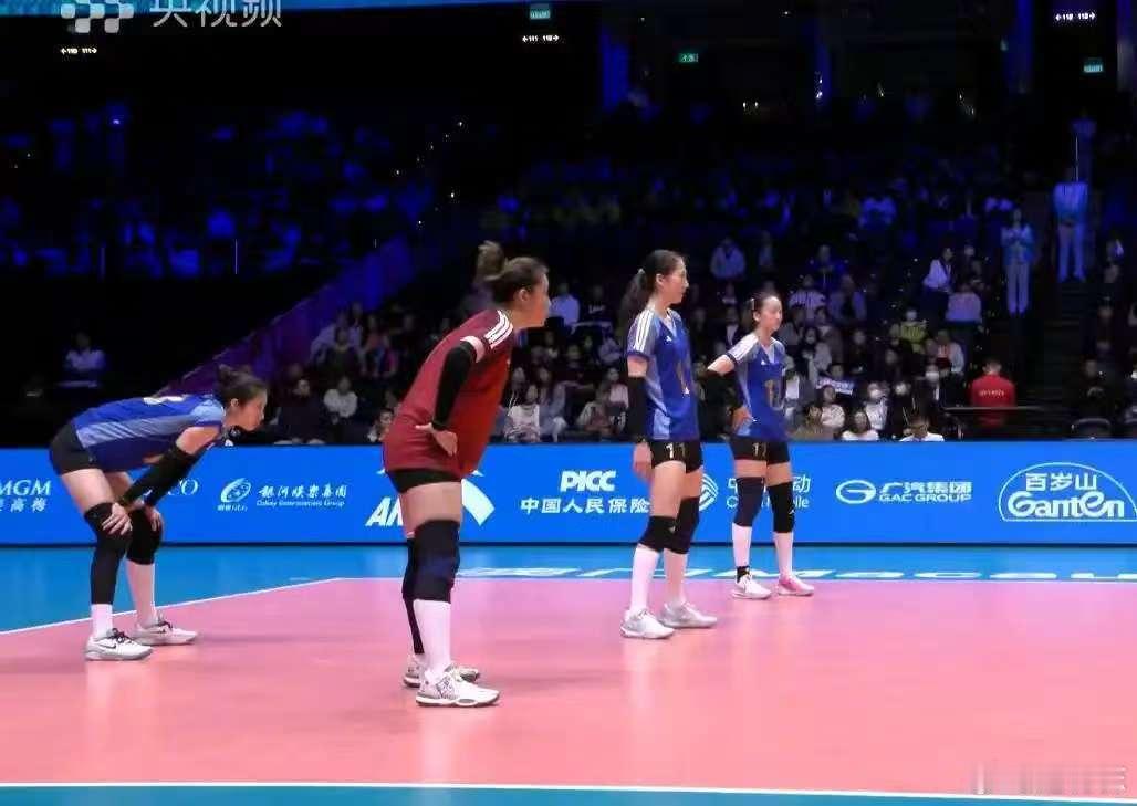 恭喜福建女排时隔38年再夺全运会奖牌，这枚铜牌真的很宝贵。比赛过程跌宕起伏，常常