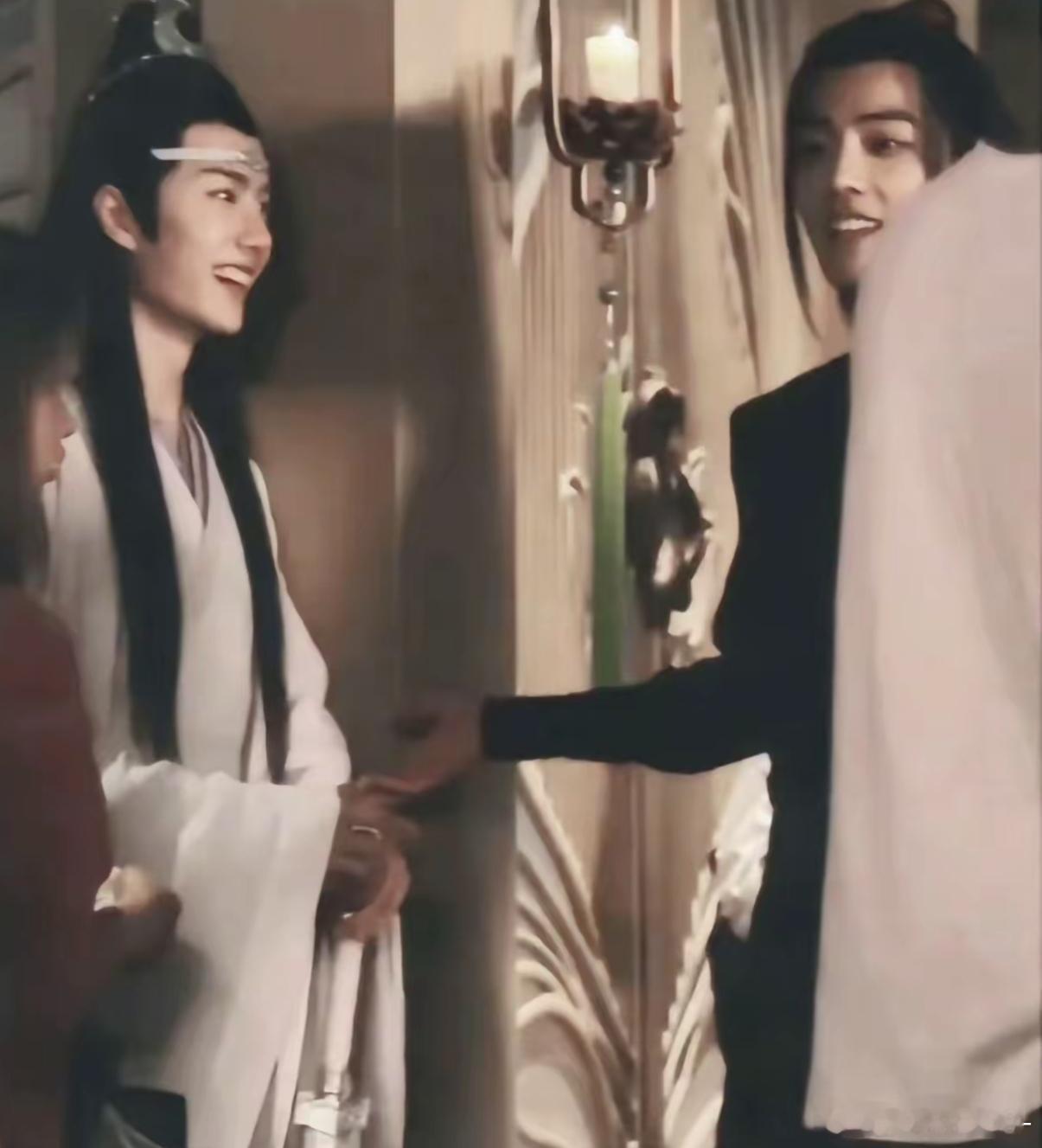 王一博的眼里全是肖战欸🥺🤲🏻 