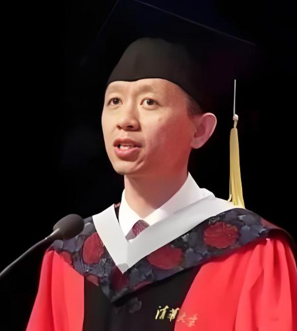 颉伟，来自白银的甘肃省理科高考状元、北京大学超级学霸，加州大学洛杉矶分校天才博士